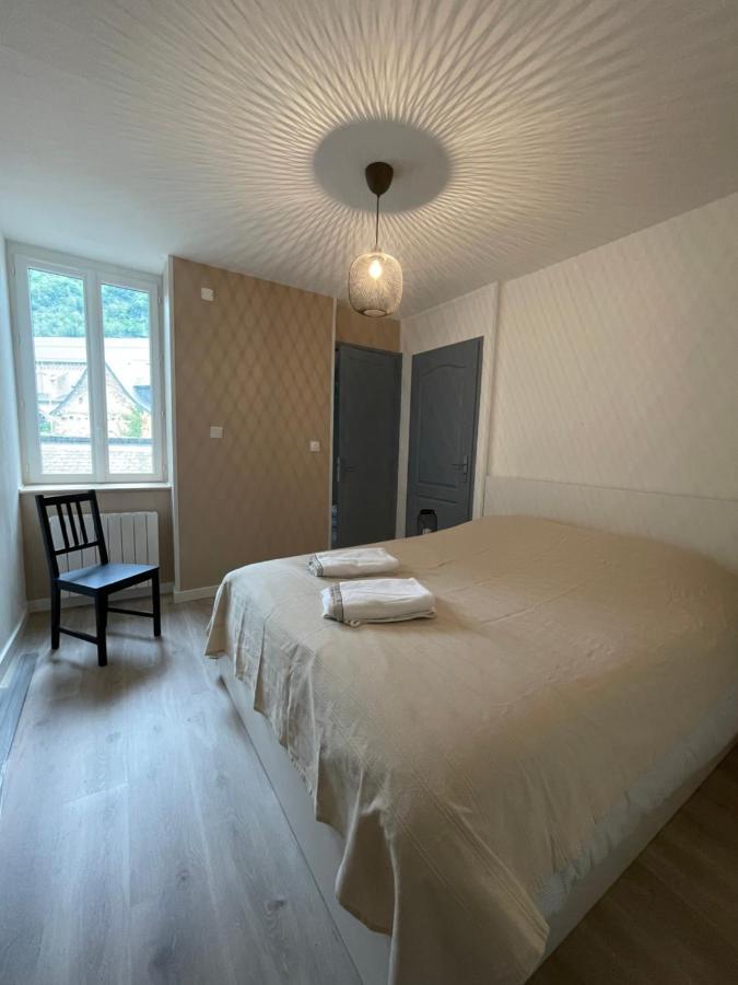 Bel appartement T3 rénové avec cour intérieure - Villa Marie Bagnères-de-Luchon Extérieur photo
